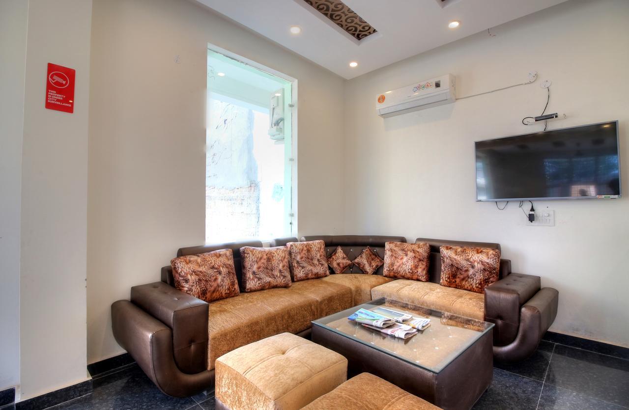 Airport Hotel Ark Of Avalon New Delhi Bagian luar foto